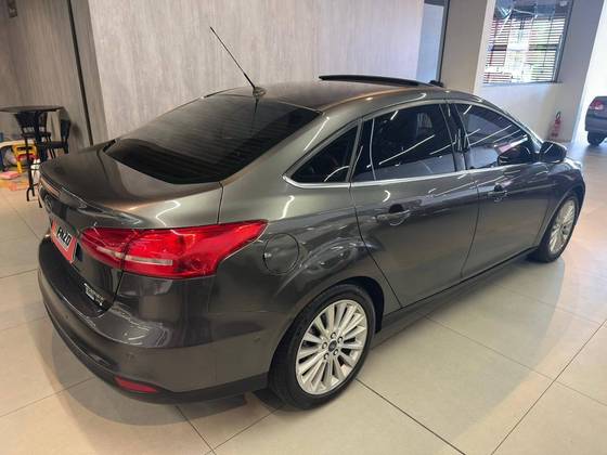 FORD FOCUS 2.0 TITANIUM PLUS 16V FLEX 4P POWERSHIFT